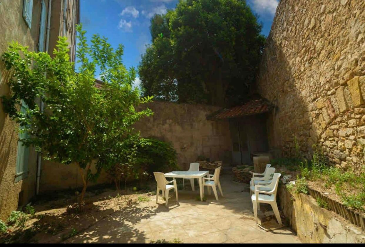 Appartement Du Forum,La Gare, 50 M2 , Climatisation, Garage, Cour Narbonne Extérieur photo