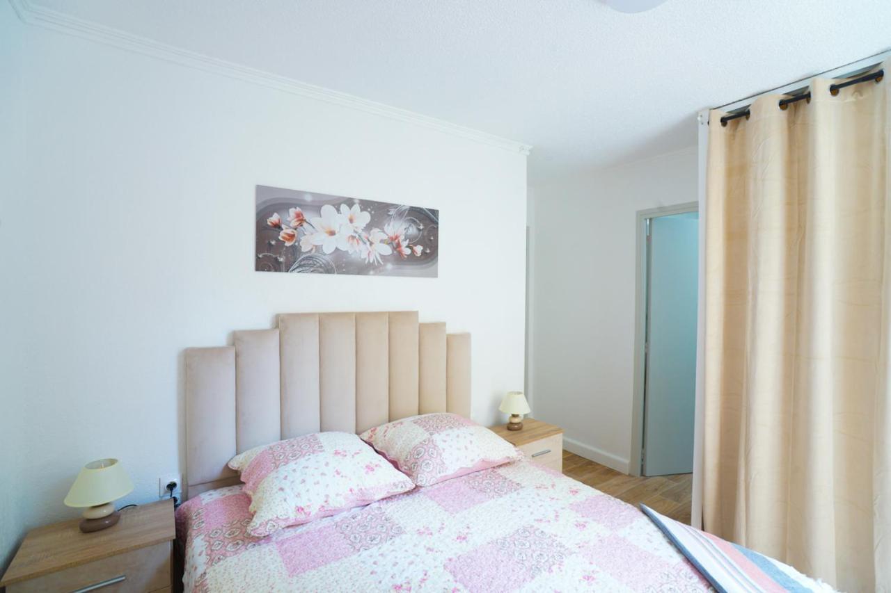 Appartement Du Forum,La Gare, 50 M2 , Climatisation, Garage, Cour Narbonne Extérieur photo